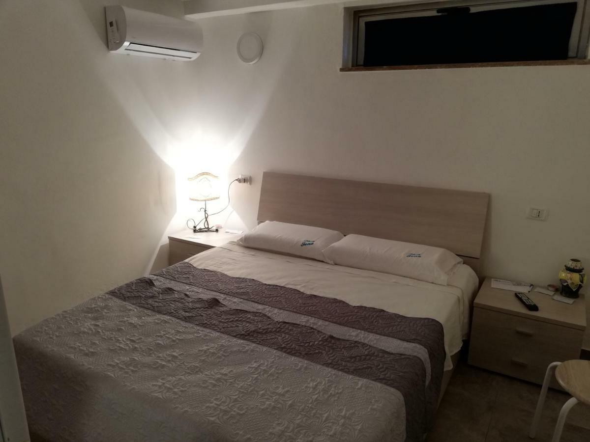 B&B Iona Rocca di Neto エクステリア 写真